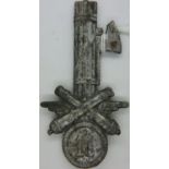 WWII Italian Fascist 11th Fez badge. P&P Group 1 (£14+VAT for the first lot and £1+VAT for