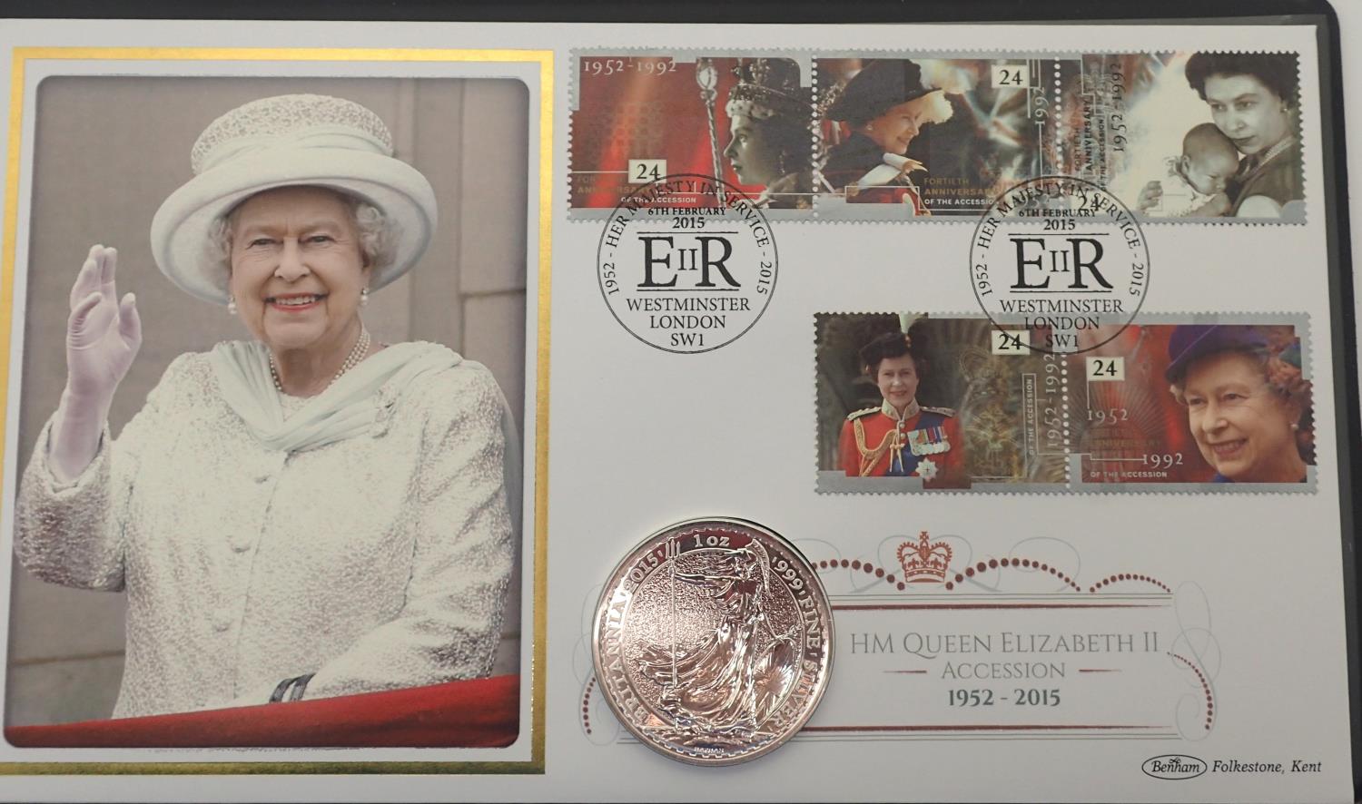 999 silver bullion round, 1oz Britannia 2015 commemorative coin cover. P&P Group 1 (£14+VAT for