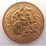 1913 half sovereign of George V. P&P Group 1 (£14+VAT for the first lot and £1+VAT for subsequent