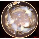 French Verlys opalescent wild ducks glass charger D: 34 cm. Few surface scratches, otherwise no