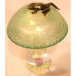 Ditchfield glass mushroom, H: 10 cm. No cracks, chips or visible restoration. P&P Group 1 (£14+VAT