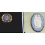 Two boxed Wedgwood brooches, D: 25 mm. P&P Group 1 (£14+VAT for the first lot and £1+VAT for