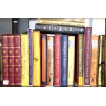Shelf of Folio Society books in good condition. P&P group 3.