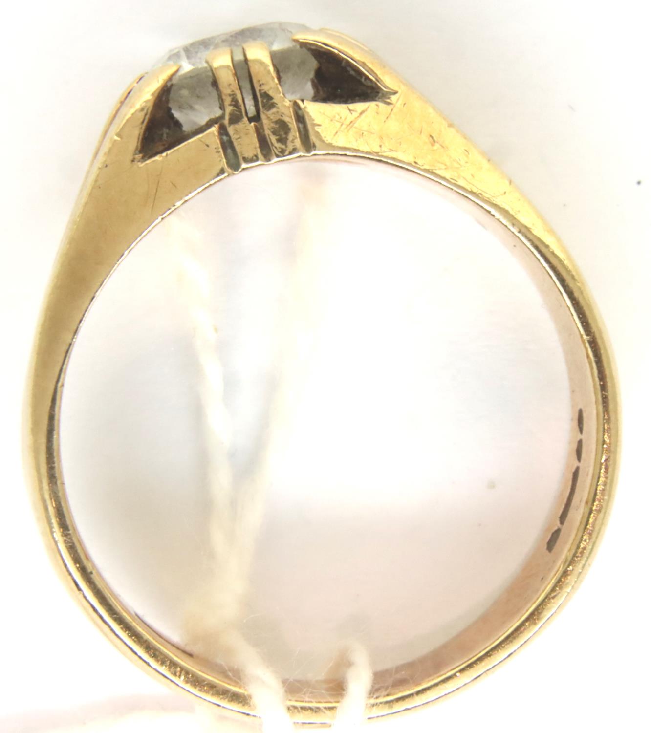 9ct gold and topaz ring, size P, 5.6g. P&P Group 1 (£14+VAT for the first lot and £1+VAT for - Image 2 of 3