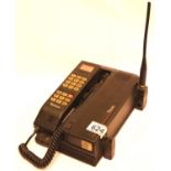 Early BT battery telephone model 5/1000/4/L502003. P&P Group 3 (£25+VAT for the first lot and £5+VAT