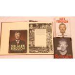 Manchester United FC: pen signed info card of Alex Stepney, and four MUFC related books. P&P Group 3