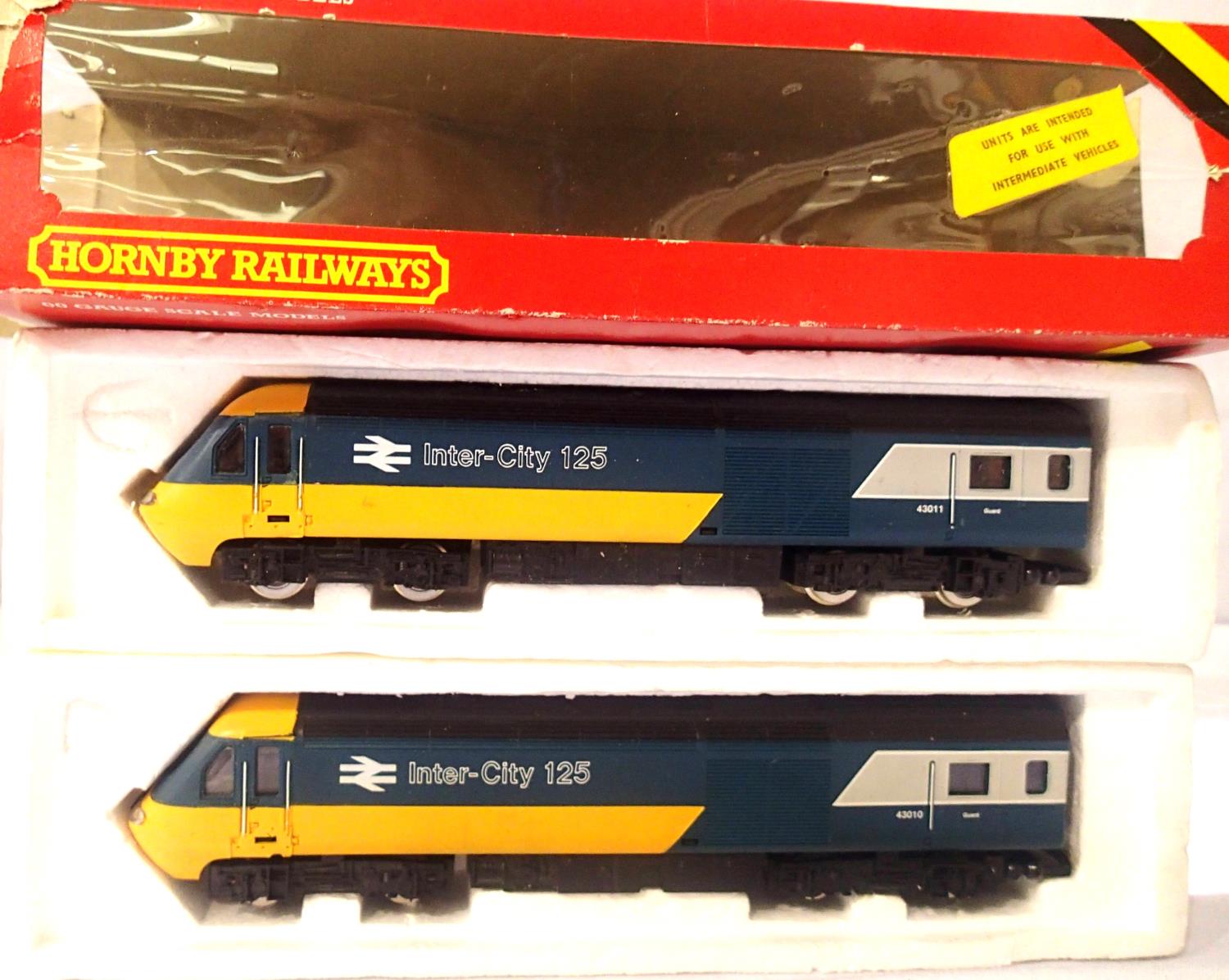 Hornby OO scale 2 car Intercity 125 set, one power and one dummy car. Very good - excellent