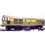 Lima Class 31 John H Carless V.C. Grey, 31107, limited edition 092/330, fitted scale couplings, in