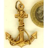 9ct yellow gold Royal Navy fouled anchor pendant, 3.6g. P&P Group 1 (£14+VAT for the first lot