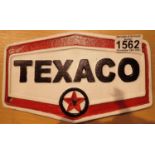 Cast iron Texaco shop sign, L: 22 cm. P&P Group 1 (£14+VAT for the first lot and £1+VAT for