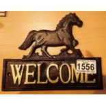 Cast iron Welcome horse shop sign, L: 20 cm. P&P Group 1 (£14+VAT for the first lot and £1+VAT for