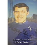 BOBBY TAMBLING CHELSEA 12 X 8 , CHELSEA, AFTAL AND UACC CERTIFIED 12 X 8 PHOTO / SIGNED