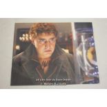 ALFRED MOLINA, ACTOR, AFTAL AND UACC CERTIFIED 10 X 8 PHOTO / SIGNED