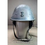 *THE "STEEL" TROPICAL HELMET OF THE KNIL (KONINKLIJK NEDERLANDS INDISCH LEGER) [LQD188]