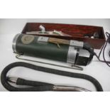 VINTAGE 1930'S ELECTROLUX Z25 VACUUM CLEANER WITH FITTED WOODEN BOX AND ACCESSORIES, POWERS UP