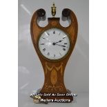 *EDWARDIAN INLAID MAHOGANY BALLOON CLOCK / 29CM HIGH WITH KEY [LQD197]