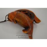 *CARP FISH NETSUKE EROTIC IMAGES INSIDE JAPANESE / 6CM LONG [LQD197]