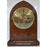 *INLAID WML GILBERT AMERICAN STRIKING MANTLE CLOCK. / 32CM HIGH, IN WORKING ORDER [LQD197]