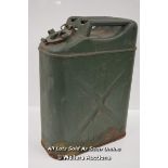 *1942 US QMC WWII 5 GALLON JERRY FUEL GAS CAN [LQD197]