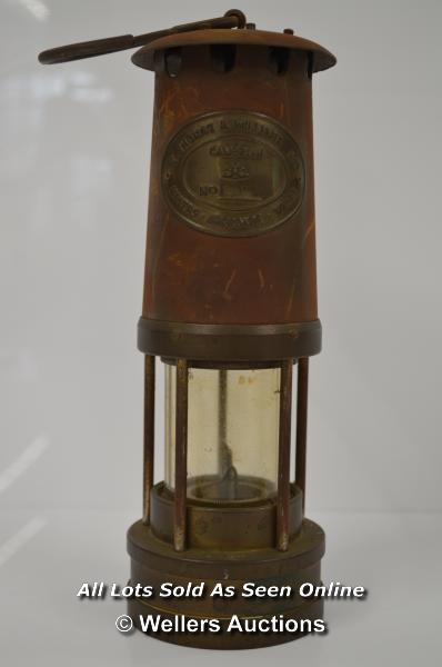 *MINERS LAMP THOMAS AND WILLIAMS ABERDARE [LQD197]