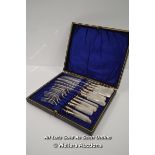 *CASED SET OF 6 MOTHER OF PEARL & HALLMARKED SILVER PLATE KNIVES & FORKS [LQD197]