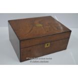 *GEORGIAN MAHOGANY WOODEN JEWELLERY BOX / IN NEED OF RESTORATION / 30 X 22 X 13CM [LQD197]