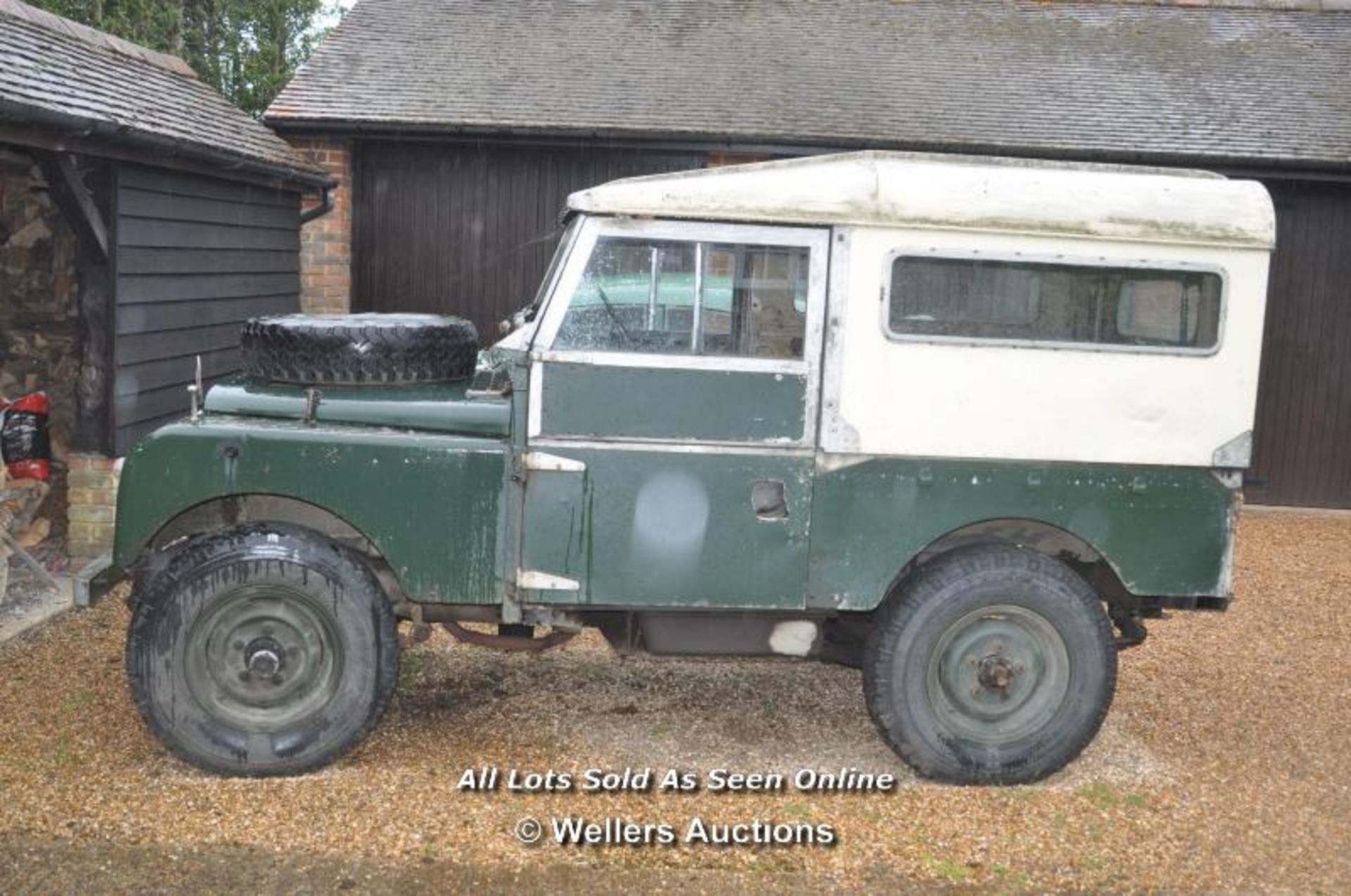 1957 LAND ROVER LIGHT 4 X4 UTILITY VEHICLE (678 EPD) DIESEL