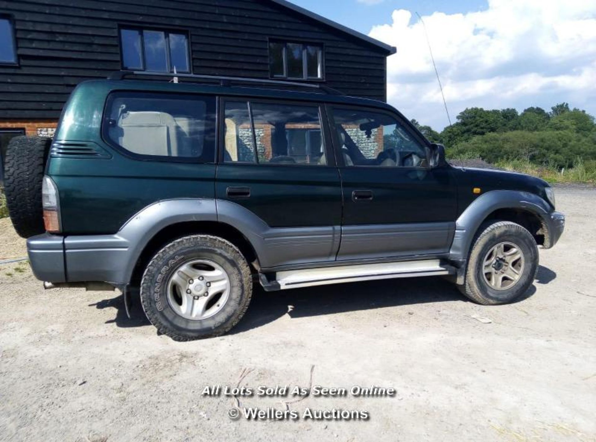 TOYOTA LAND CRUISER (V47 LGK), GREEN, AUTOMATIC, DIESEL, MOT SEPT 21, MILEAGE 223859 (AT TIME OF - Image 4 of 6