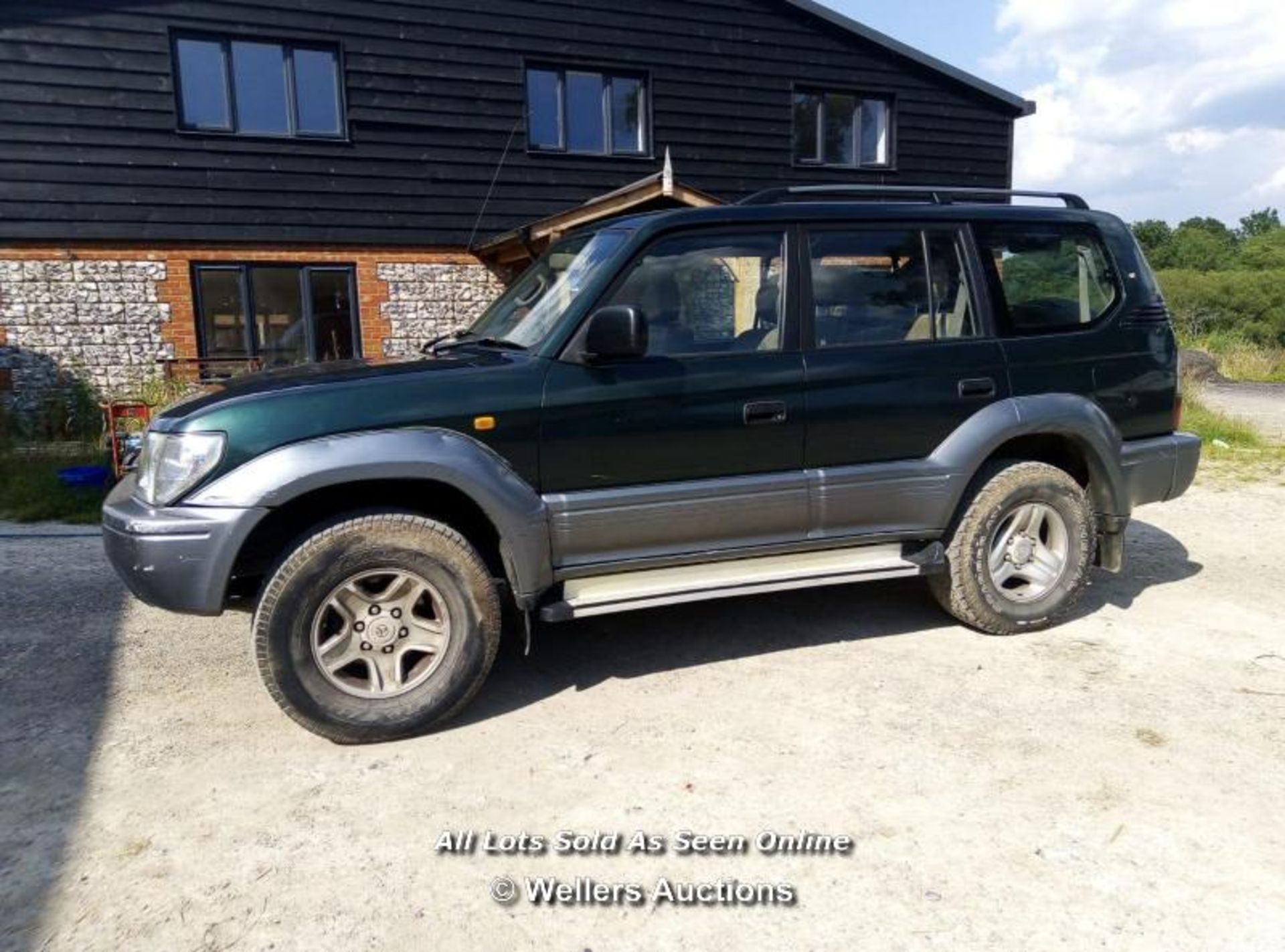 TOYOTA LAND CRUISER (V47 LGK), GREEN, AUTOMATIC, DIESEL, MOT SEPT 21, MILEAGE 223859 (AT TIME OF - Image 3 of 6