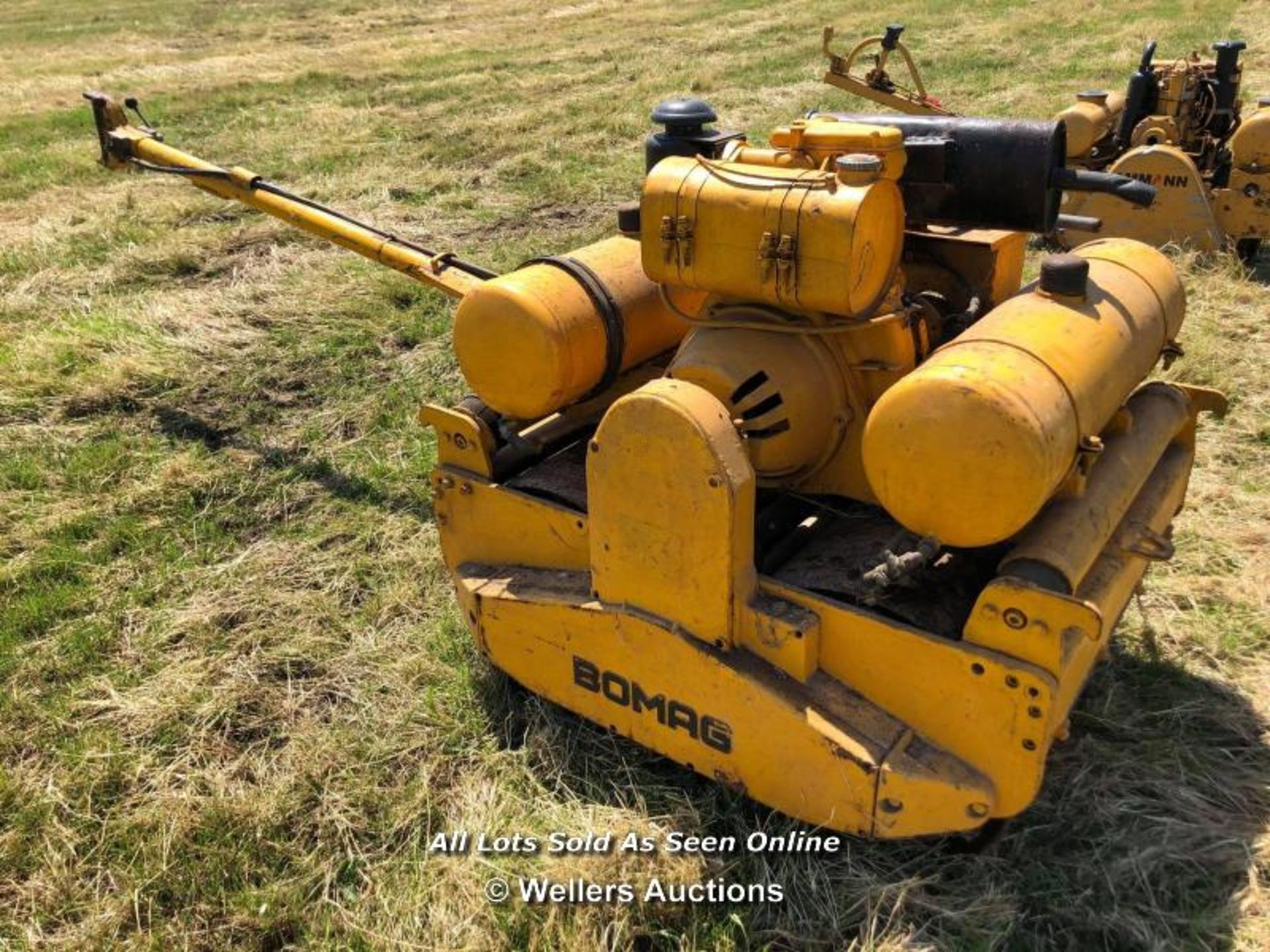 BOMAG 90S TWIN DRUM VIBRATING ROLLER - Image 5 of 5