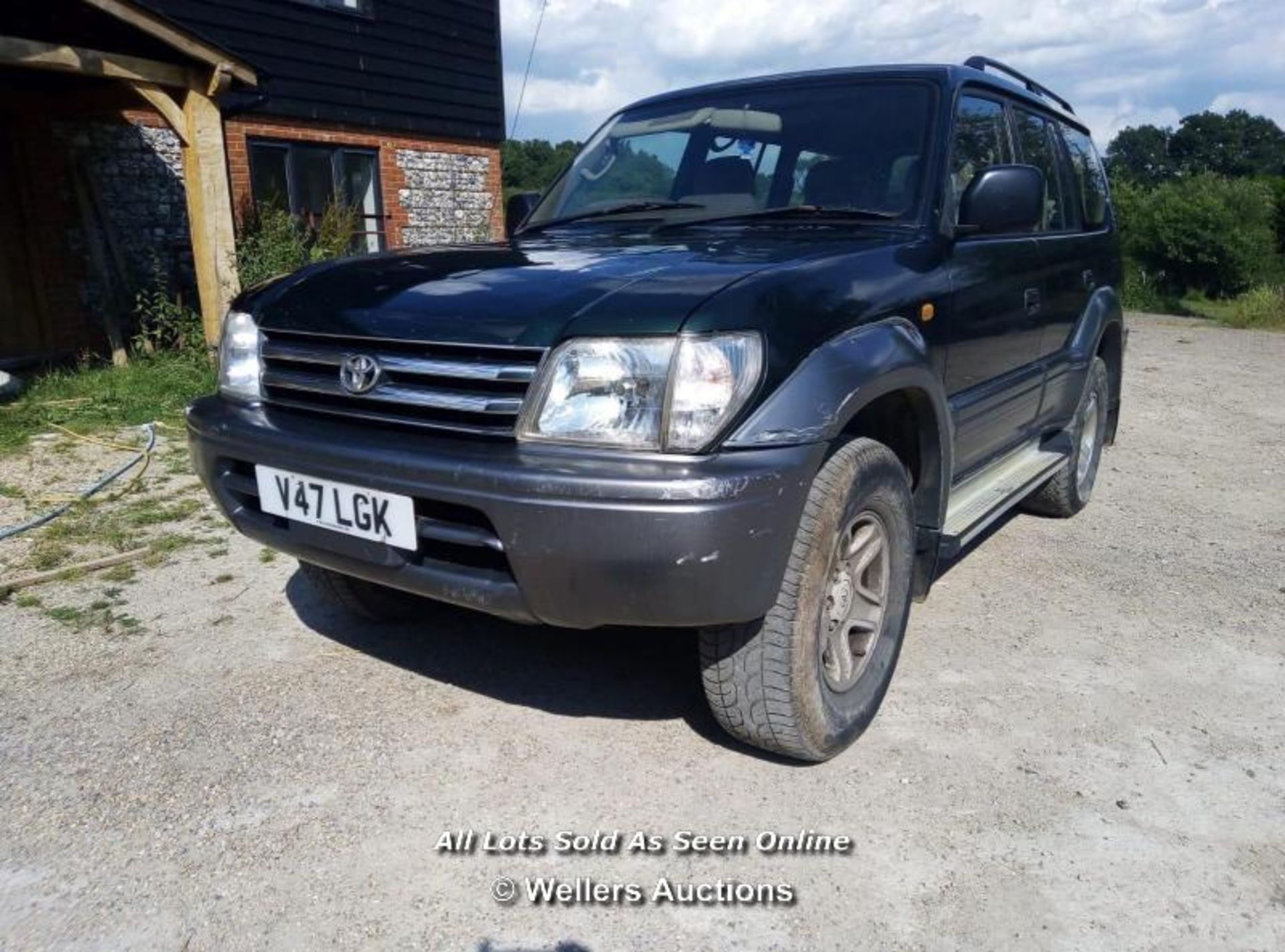 TOYOTA LAND CRUISER (V47 LGK), GREEN, AUTOMATIC, DIESEL, MOT SEPT 21, MILEAGE 223859 (AT TIME OF