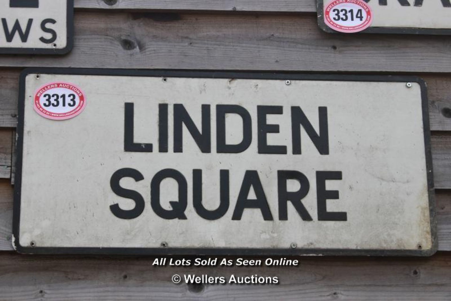 *METAL STREET SIGN 'LINDEN SQUARE', 84CM X 38CM