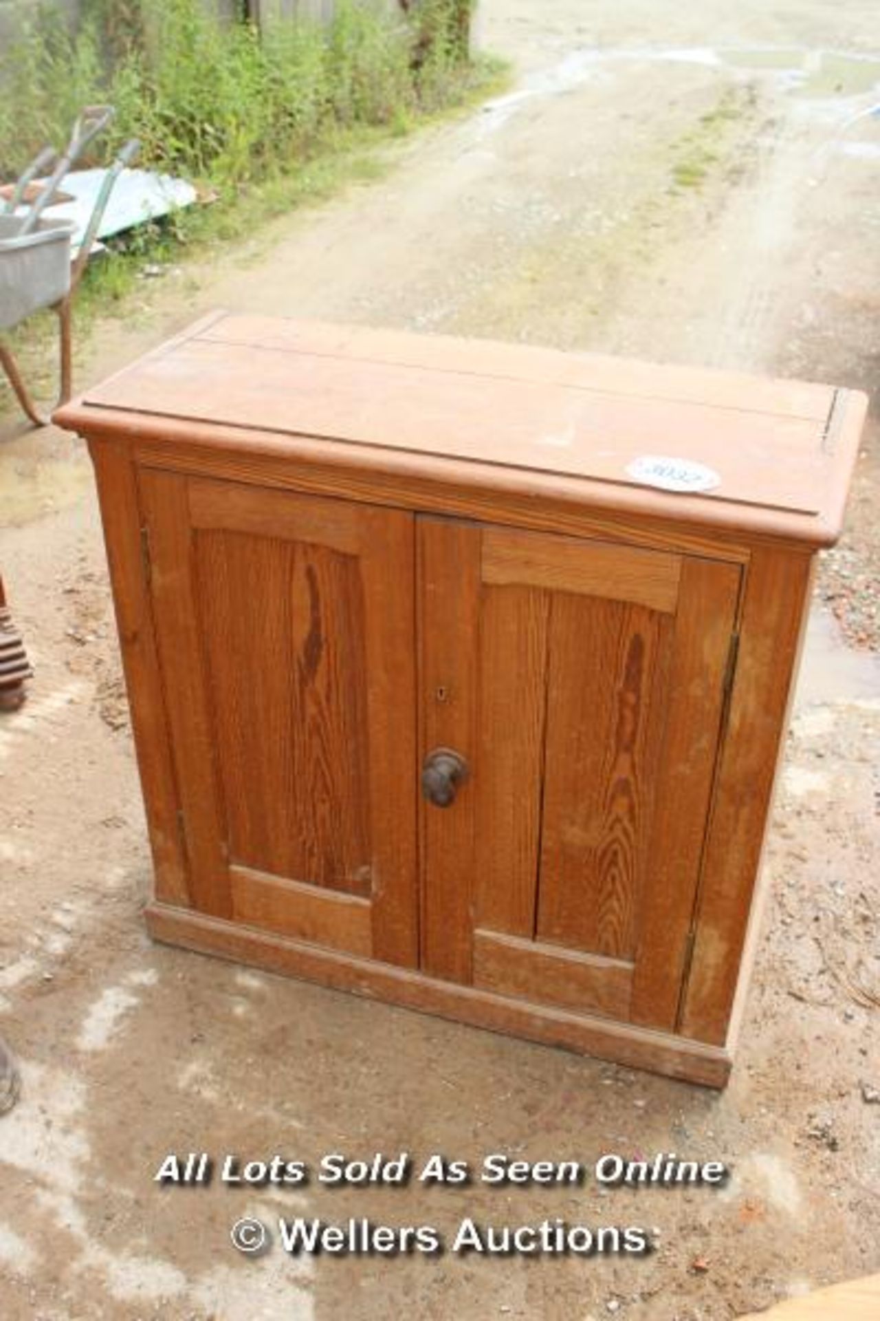 *LOWER CUPBOARD SECTION OF A WOODEN DRESSER, 43CM X 97CM X 92CM