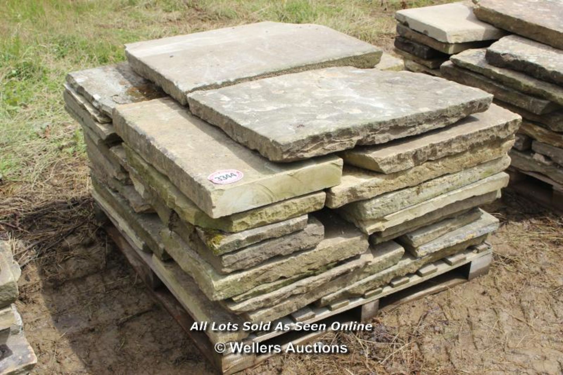 *PALLET OF YORKSTONE SLABS, APPROX 10 SQ MTRS