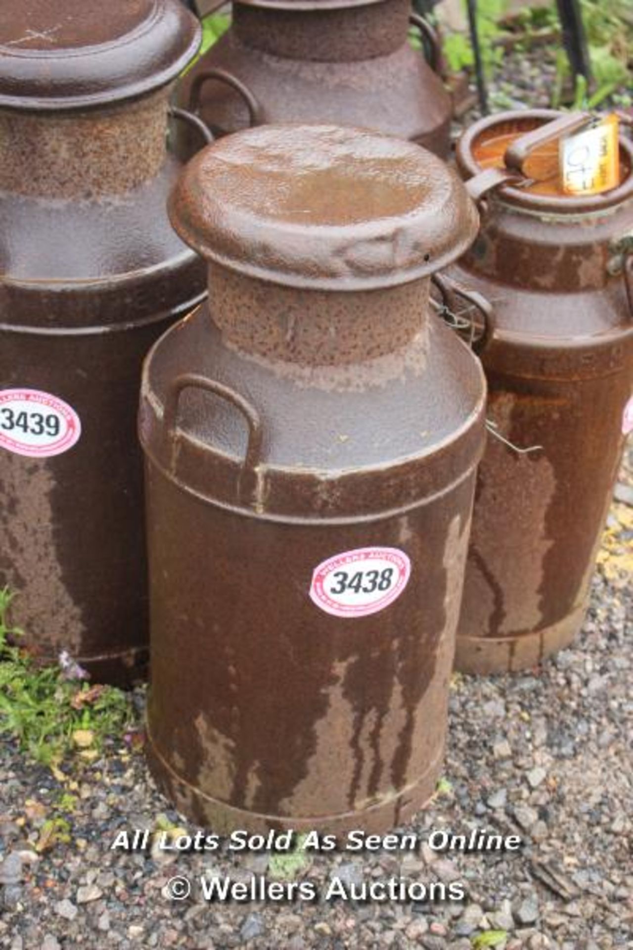 *VINTAGE METAL MILK CHURN, 73CM HIGH