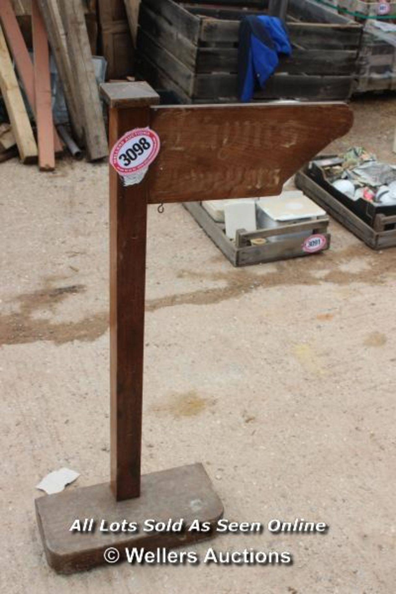 *WOODEN SIGN, 115CM HIGH