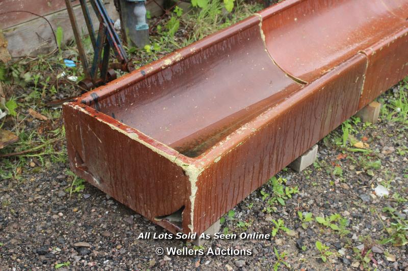 *TEN PIECE SECTIONAL TROUGH, TOTAL LENGTH 950CM - Image 3 of 4