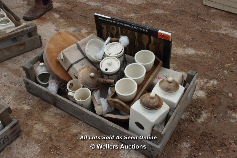 *CRATE OF ASSORTED VINTAGE ITEMS AND A PACK OF REPRO SIGNS