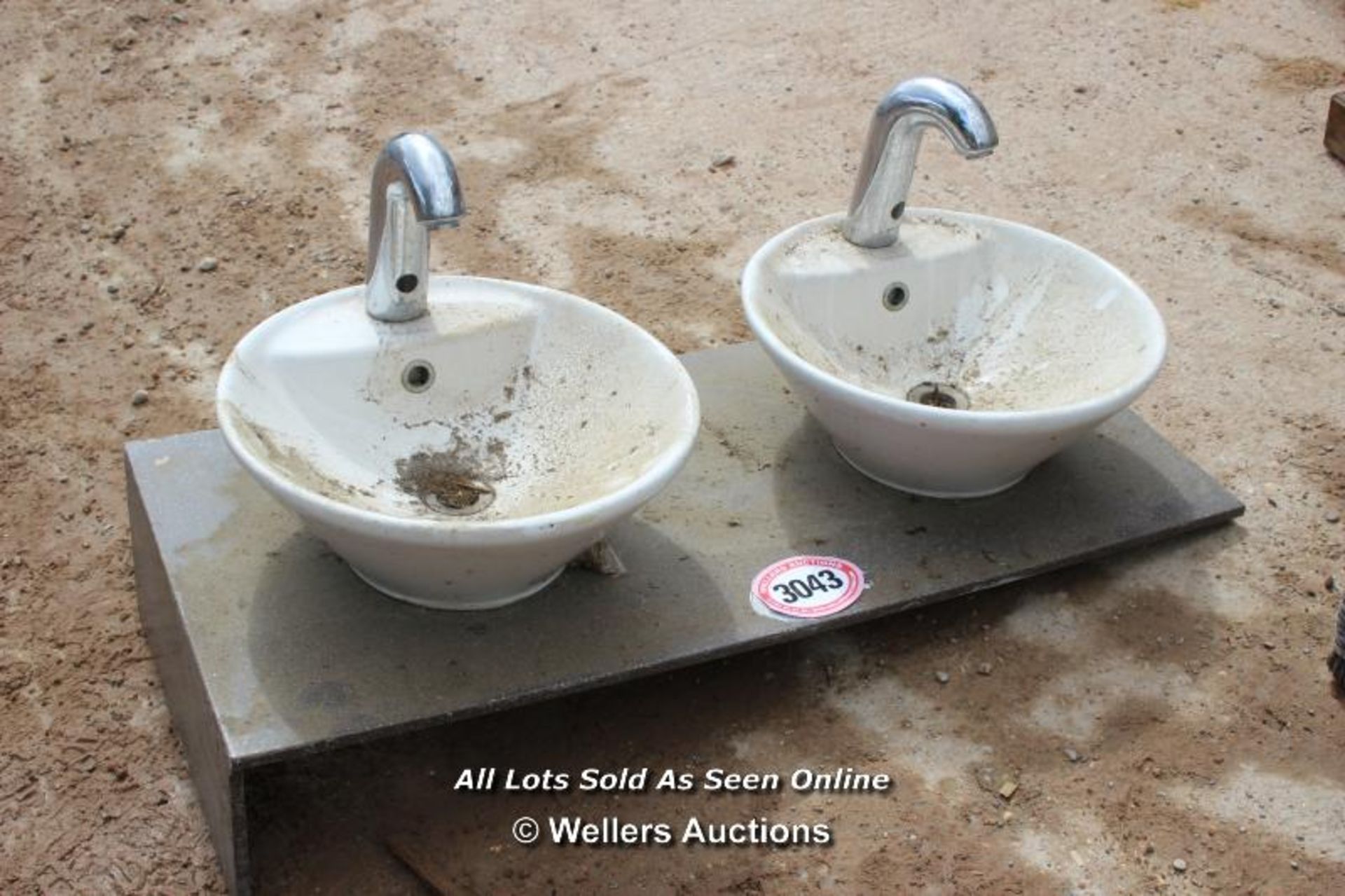 *PAIR OF HIS AND HERS BATHROOM SINKS COMPLETE WITH TAPS