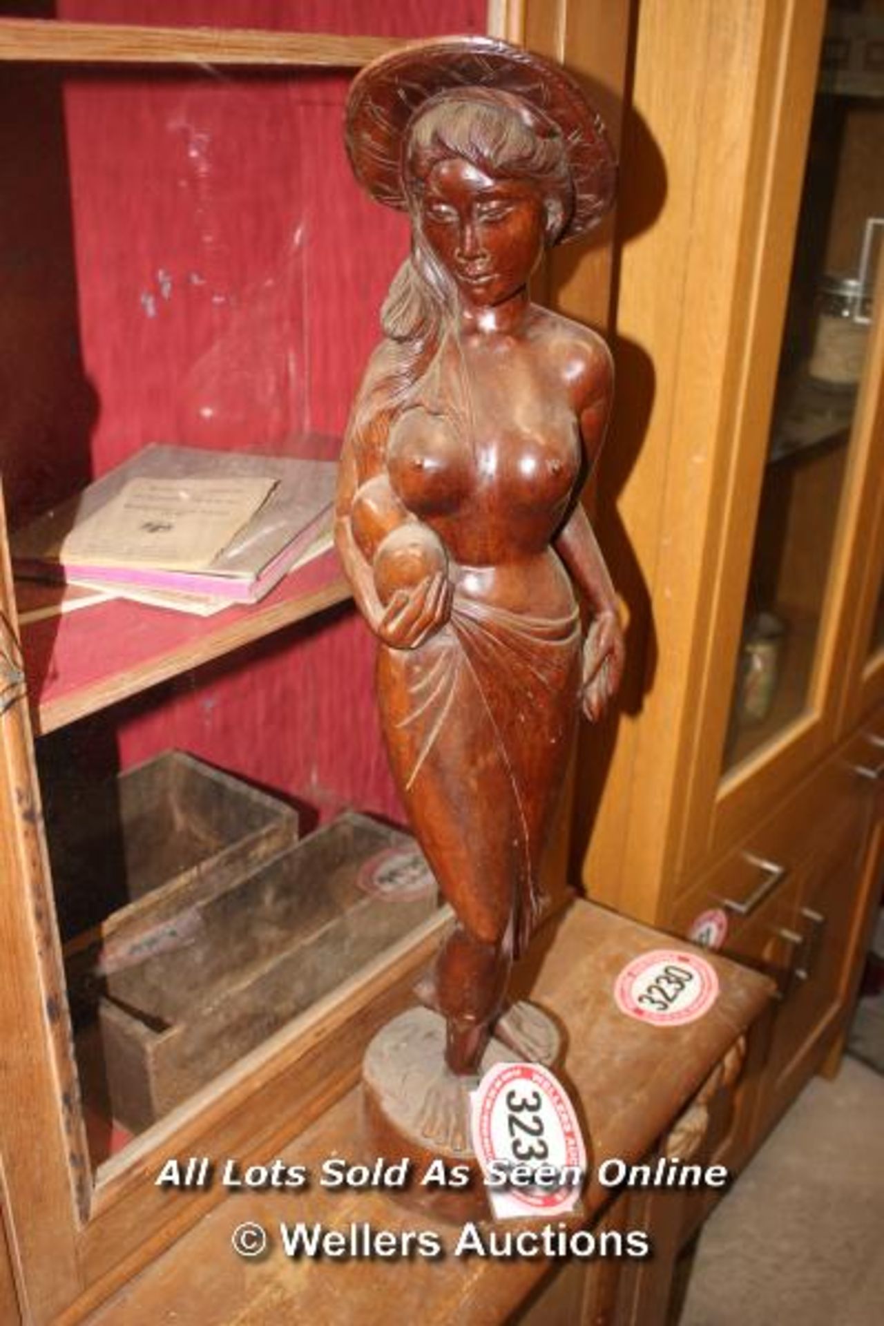 *WOODEN STATUE OF AN ORIENTAL LADY, 75CM HIGH