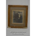 FRAMED ANTIQUE PHOTO DEPICTING ELDERLY COUPLE CIRCA EDWARDIAN/VICTORIAN