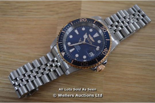 *GENTS INVICTA PRO DIVER WATCH, AUTOMATIC MOVEMENT,BRUSHED AND POLISHED STEEL CASE AND BRACELET,BLUE - Image 1 of 5