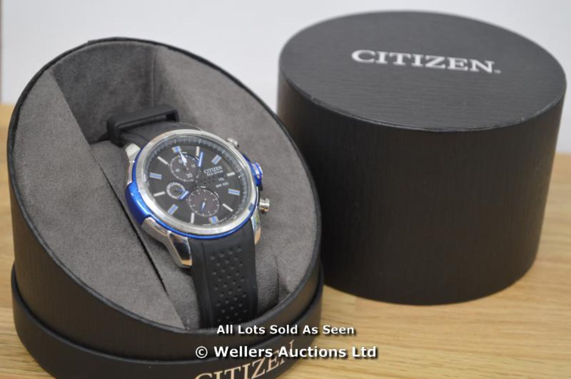 *GENTS CITIZEN ECO-DRIVE CHRONOGRAPH, QUARTZ MOVEMENT, BLACK BATTON DIAL WITH DATE IN STAINLESS - Image 5 of 5