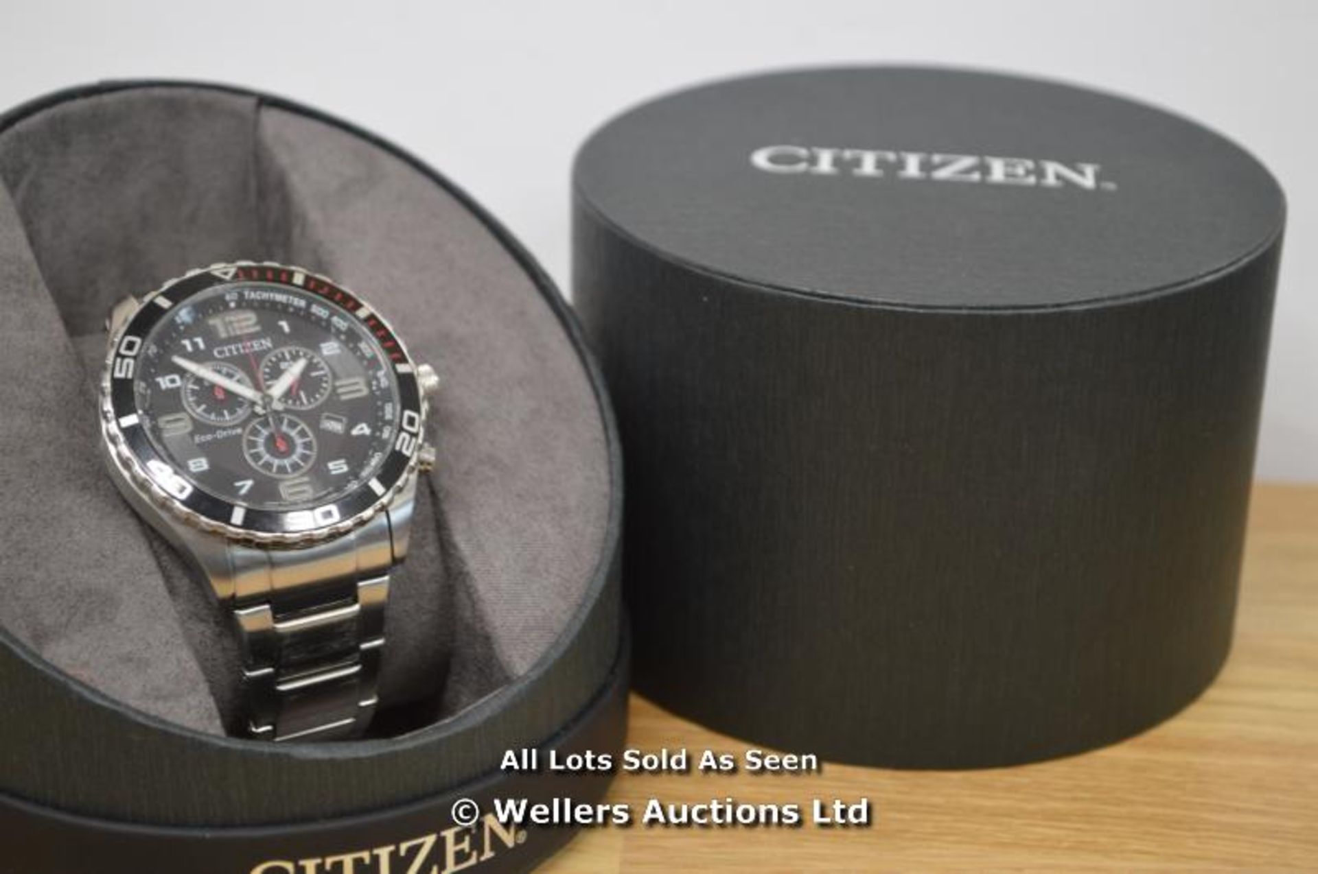 *GENTS CITIZEN ECO-DRIVE CHRONOGRAPH,QUARTZ MOVEMENT, BLACK ARABIC DIAL WITH DATE, BRUSHED AND - Image 5 of 5