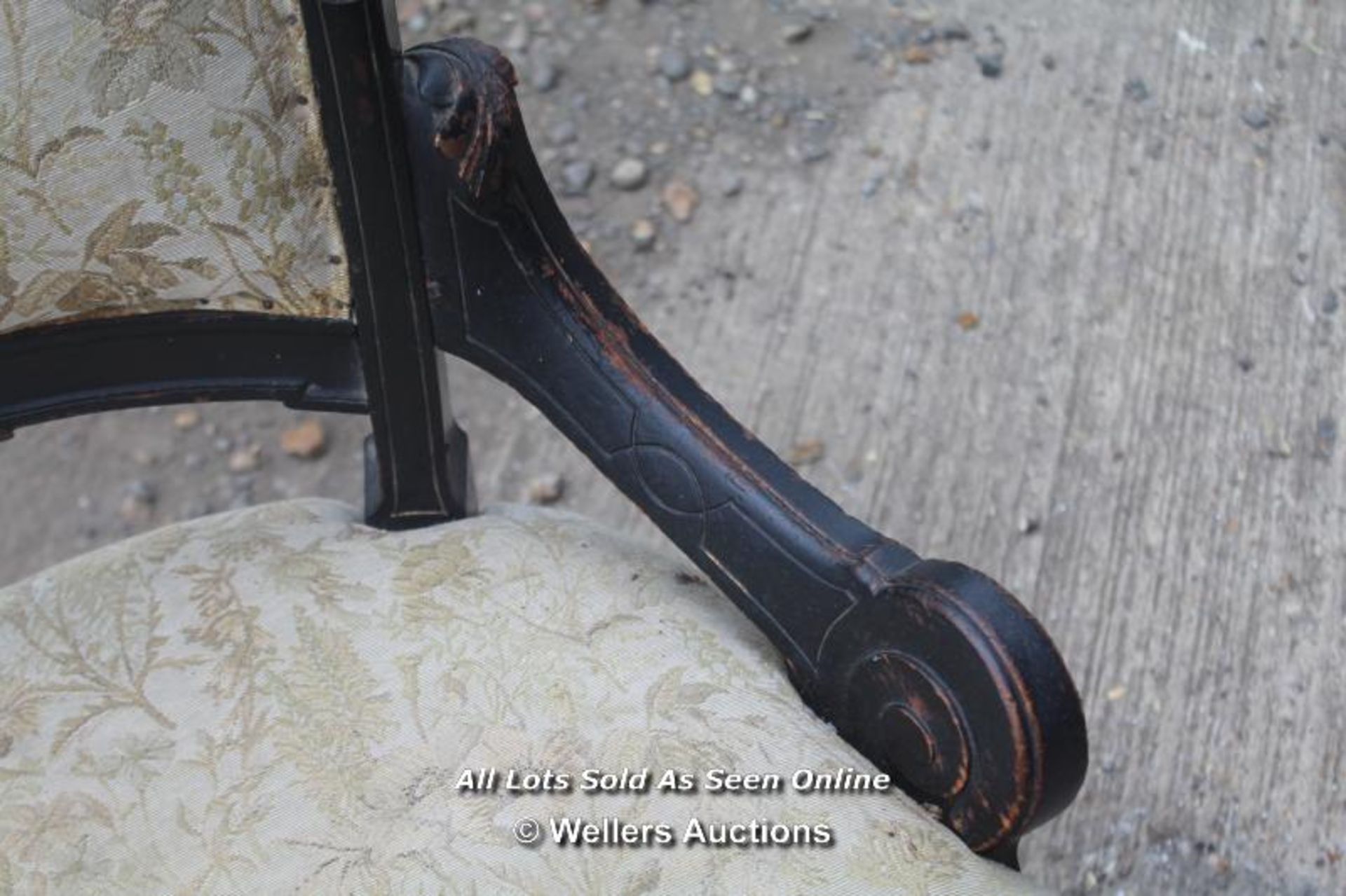 VICTORIAN CARVED NURSING CHAIR WITH TURNED FRONT LEGS AND CASTERS, 56CM WIDE, 56CM DEEP, SEAT 32CM - Image 4 of 7