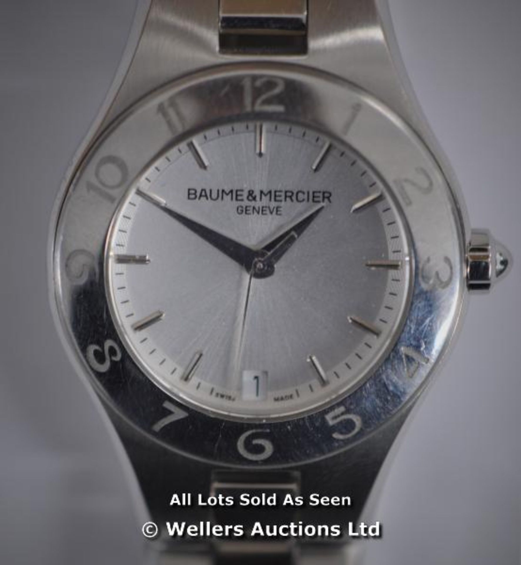 *LADIES BAUME MERCIER LINEA, 27MM STAINLEES STEEL POLISHED AND BRUSHED CASE AND BRACELET, SILVER - Image 3 of 6