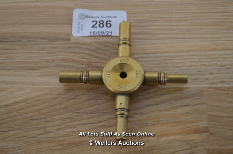 LARGE BRASS MECHANICAL,4 ARMED CLOCK KEY,SIZE 300,350,400,450