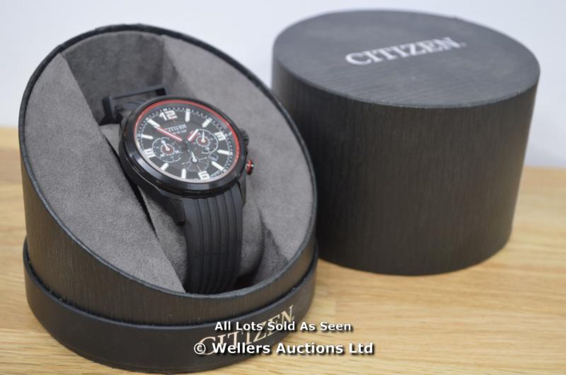 *GENTS CITIZEN ECO-DRIVE CHRONOGRAPH, QUARTZ MOVEMENT, BLACK HALF ARABIC HALF BATTON HOBNAIL EFFECT - Image 5 of 5