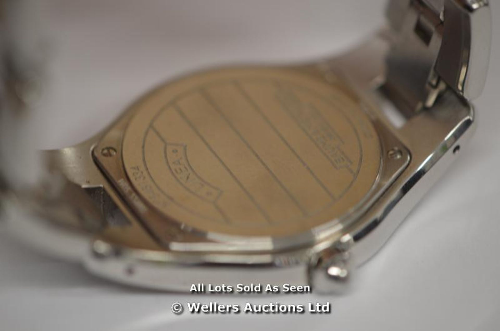 *LADIES BAUME MERCIER LINEA, 27MM STAINLEES STEEL POLISHED AND BRUSHED CASE AND BRACELET, SILVER - Image 5 of 6