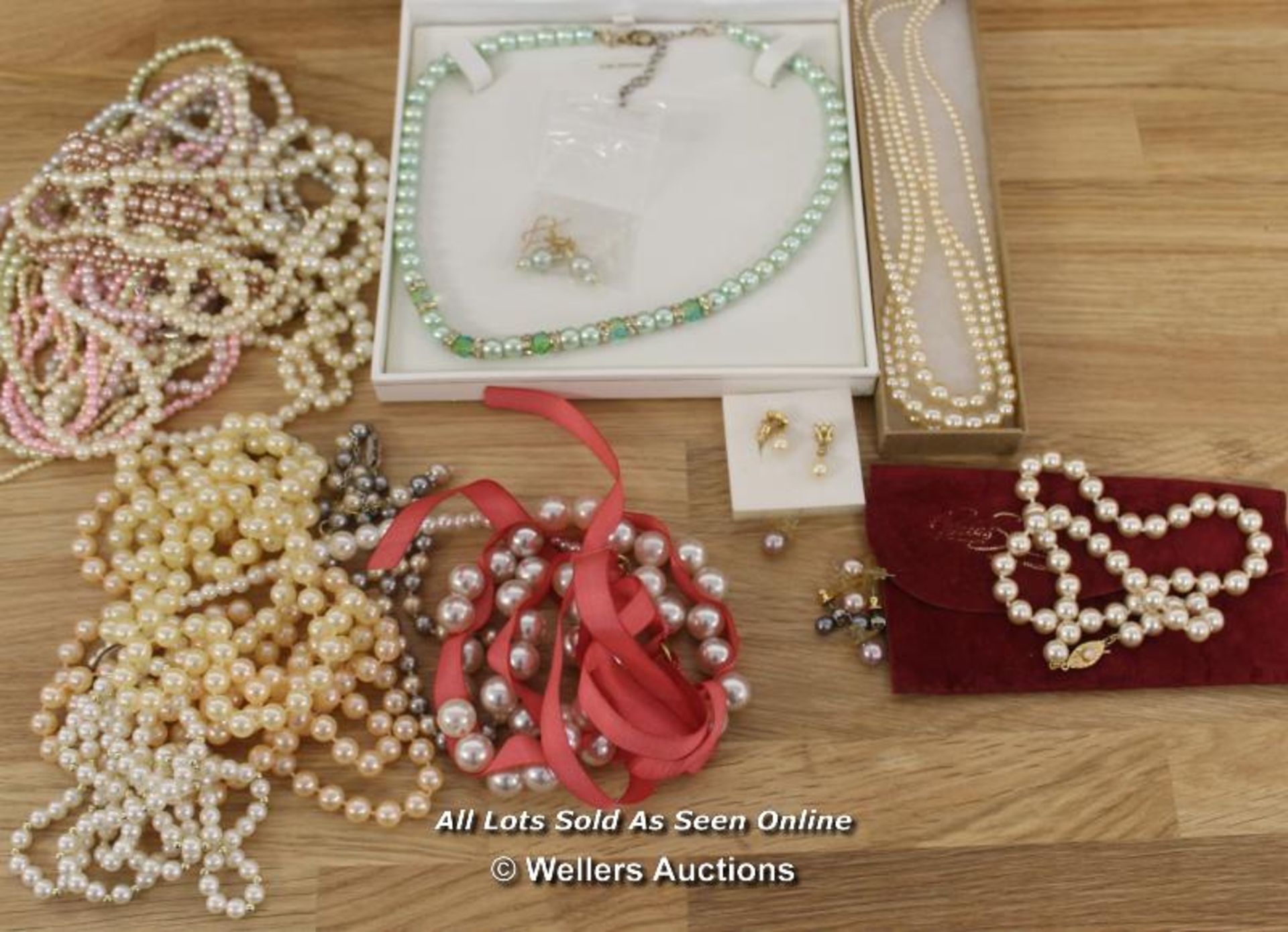 BAG OF ASSORTED FAUX PEARL NECKLACES AND EARINGS